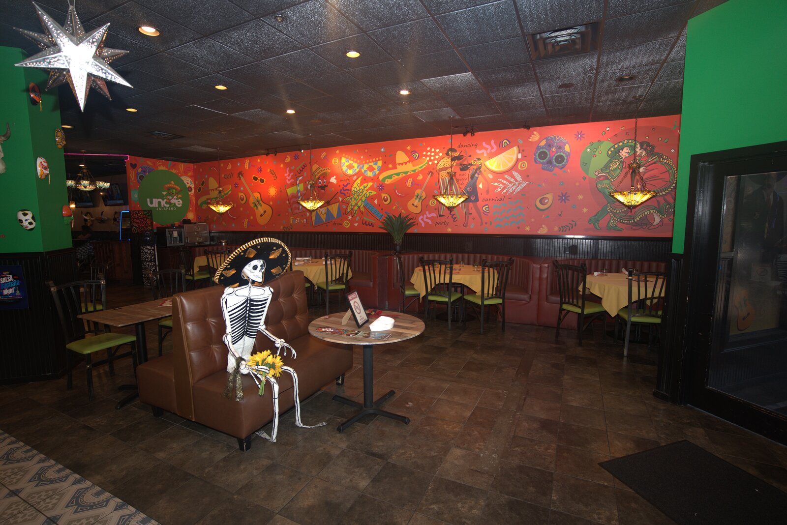 Mural corner